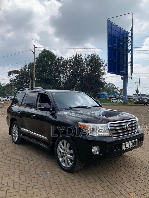 Toyota Land Cruiser 2012 Black