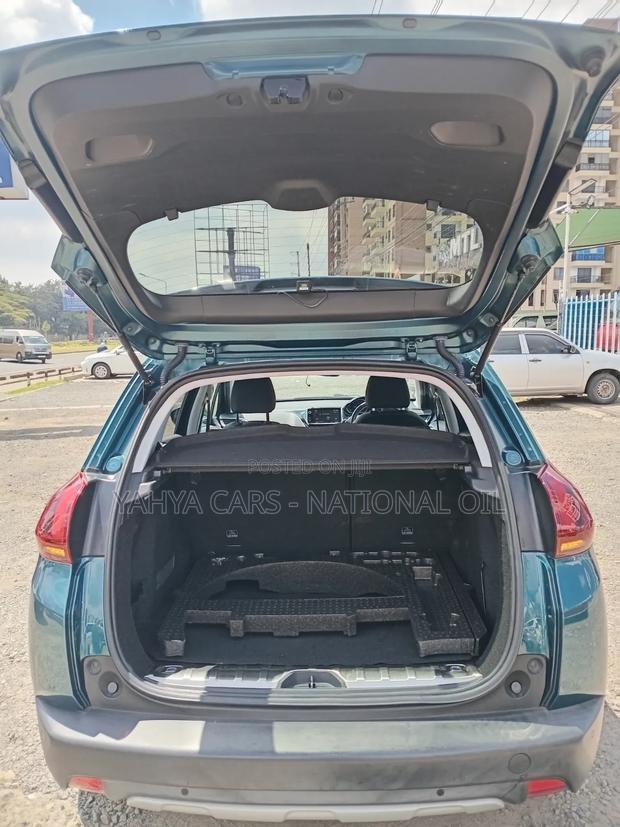 Peugeot 2008 2019 Green