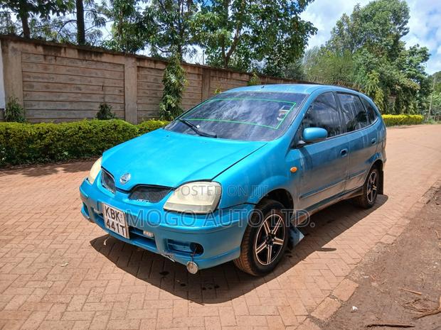 Nissan Almera 2005 Green
