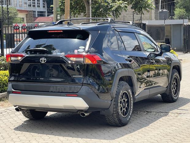 Toyota RAV4 Adventure 2019 Black