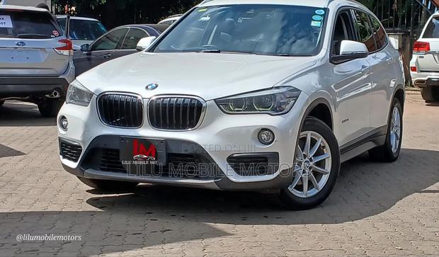 BMW X1 xDrive28i AWD 2017 White