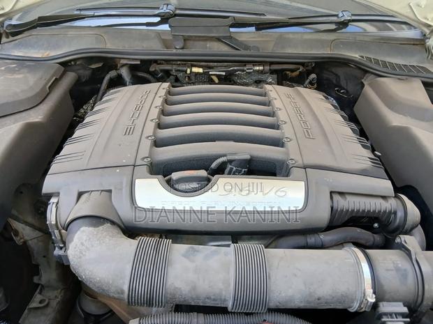 Porsche Cayenne 2014 White