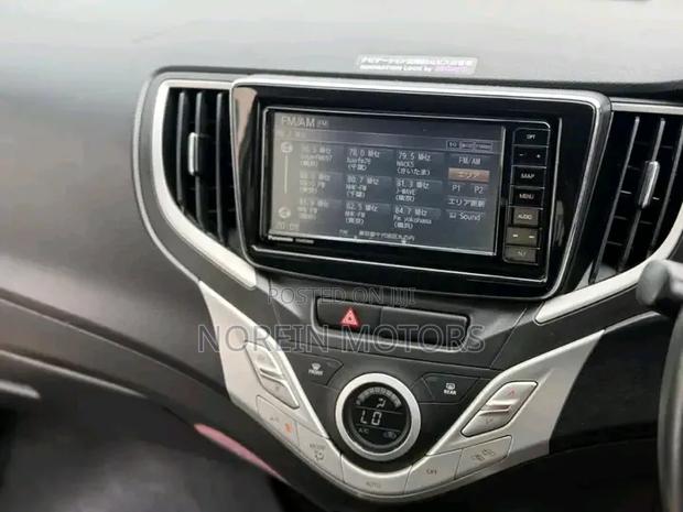 Suzuki Baleno 2018 Gold