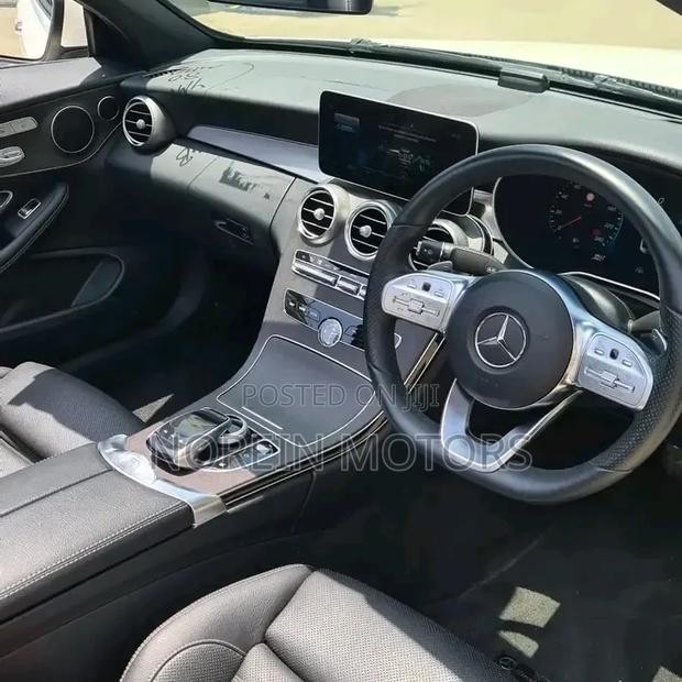 Mercedes-Benz C180 2018 White