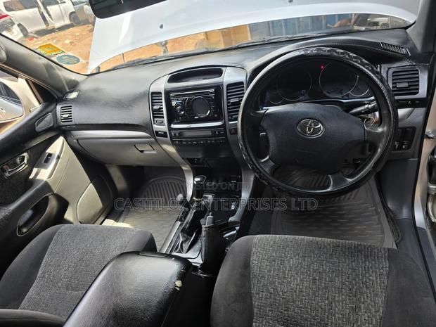 Toyota Land Cruiser Prado 2007 Silver