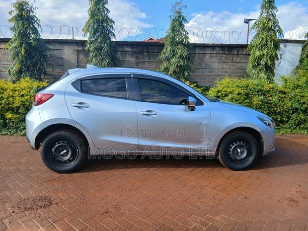 Mazda Demio 2019 Silver