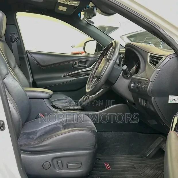 Toyota Harrier 2018 White