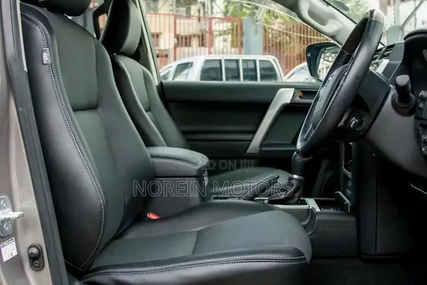Toyota Land Cruiser Prado 2.8 2020 Gray