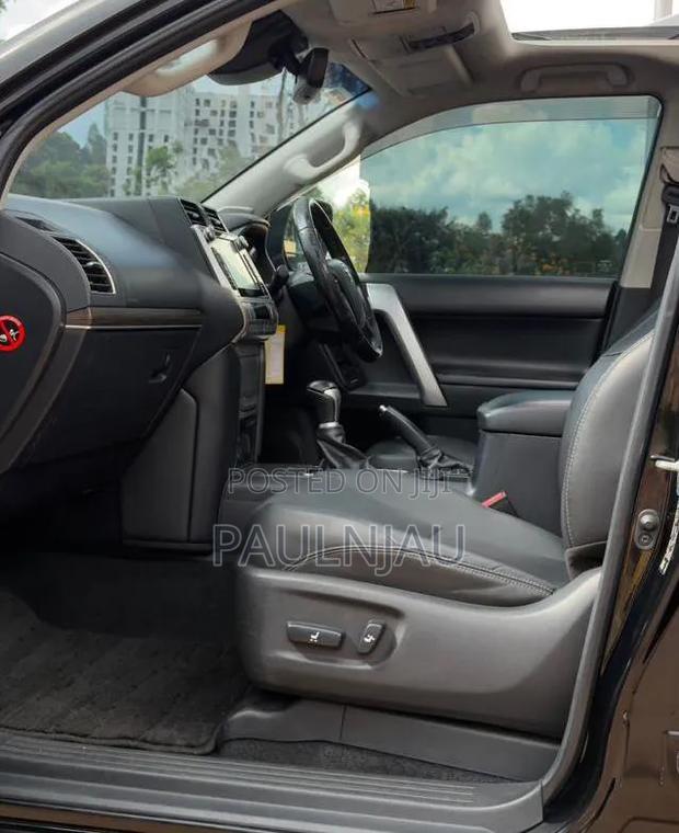 Toyota Land Cruiser Prado 2020