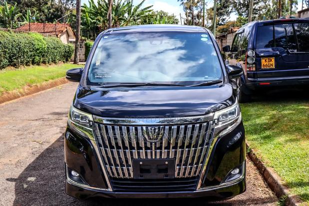 Toyota Esquire 2.0 FWD (7 seater) 2019 Black