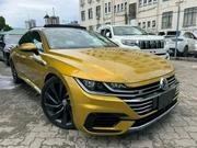 Volkswagen Arteon 2019 Gold for sale