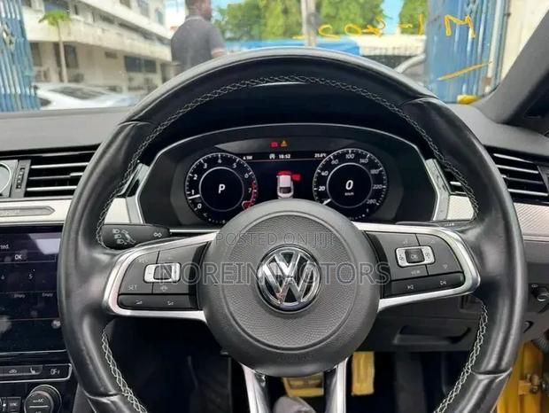 Volkswagen Arteon 2019 Gold