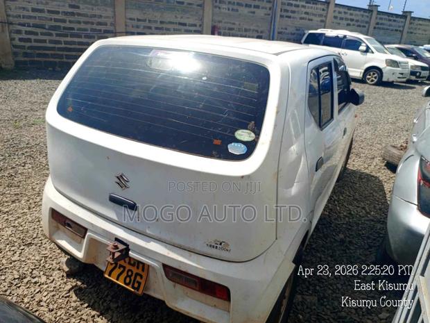 Suzuki Alto 2015 White