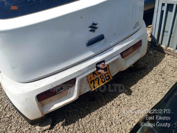 Suzuki Alto 2015 White