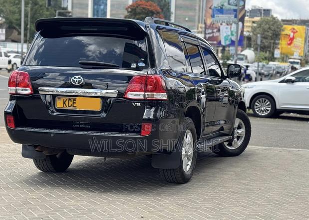 Toyota Land Cruiser 2008 Black