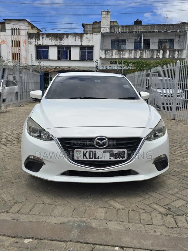 Mazda Axela 2016 White