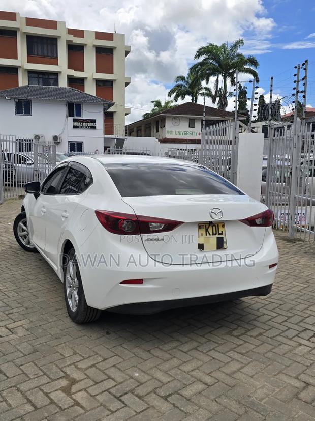 Mazda Axela 2016 White