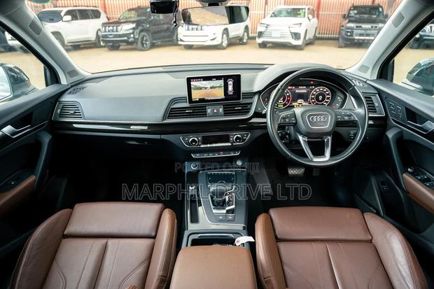 Audi Q5 2.0T Premium AWD quattro 2019 Green
