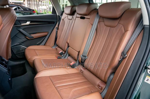 Audi Q5 2.0T Premium AWD quattro 2019 Green