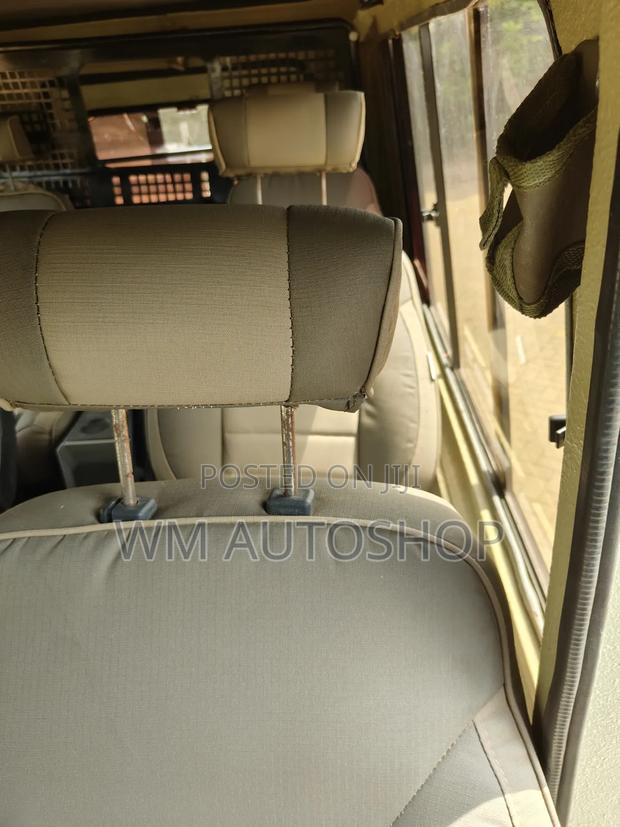 Toyota Land Cruiser 79 Series 2017 Beige