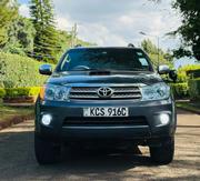 Toyota Fortuner 3.0 D AWD 2011 Gray for sale