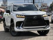 Lexus LX 600 2022 White for sale