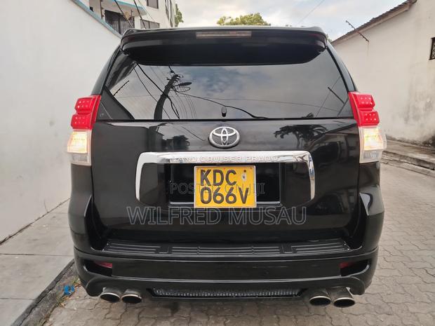 Toyota Land Cruiser Prado 2.7 2018 Black