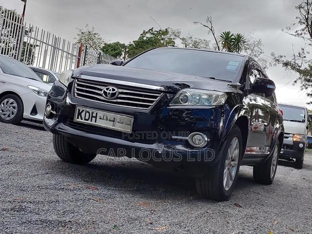 Toyota Vanguard 2014 Black