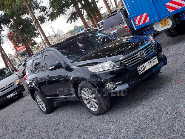 Toyota Vanguard 2014 Black