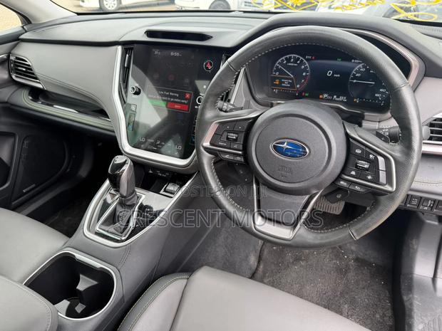Subaru Outback 2022 Green