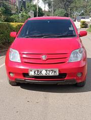 Toyota IST 2002 Red for sale