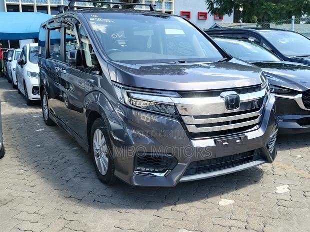 Honda Stepwgn 2020 Gray