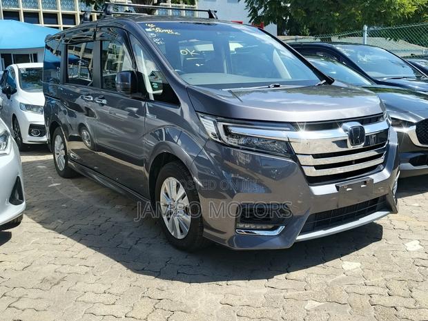 Honda Stepwgn 2020 Gray