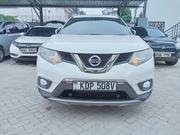 Nissan X-Trail 2017 White for sale