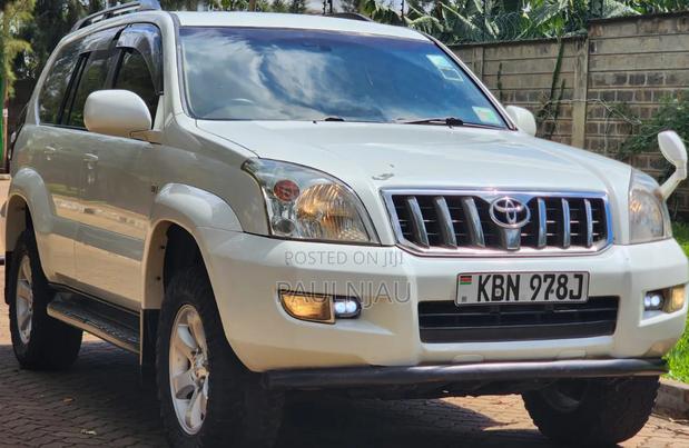 Toyota Land Cruiser Prado 2004 White