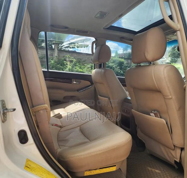 Toyota Land Cruiser Prado 2004 White