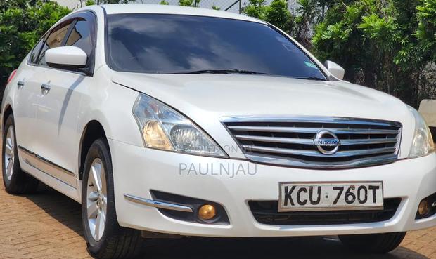 Nissan Teana 2012