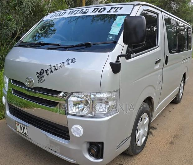 Toyota HiAce SV Premium 2013 Silver