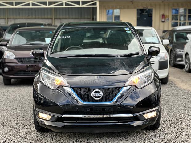 Nissan Note 1.2 Hybrid 2019 Black