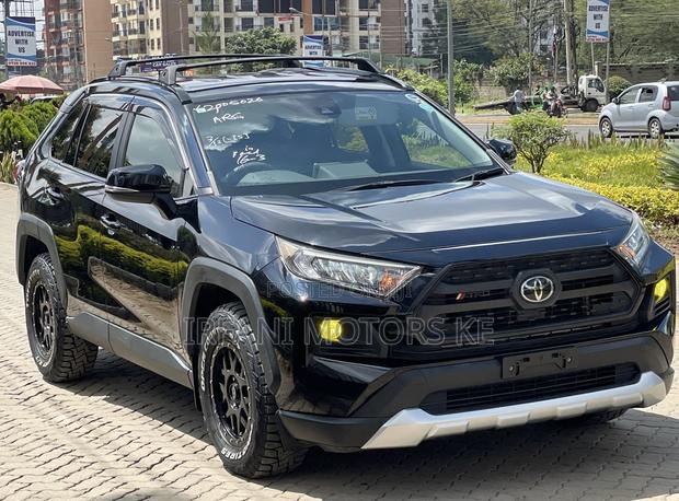 Toyota RAV4 Adventure 2019 Black