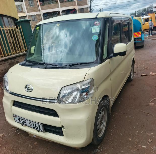 Daihatsu Tanto 2017 Brown