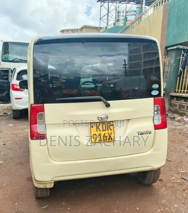 Daihatsu Tanto 2017 Brown