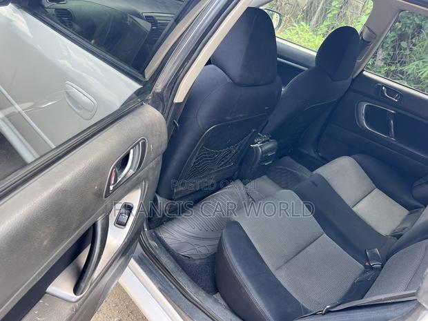 Subaru Legacy 2006 White