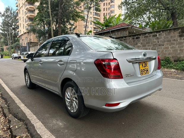Toyota Axio 2015 Silver