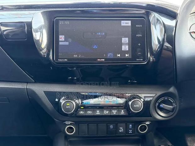 Toyota Hilux Revo Double Cab Deisel 2.4 AWD 2020 Black