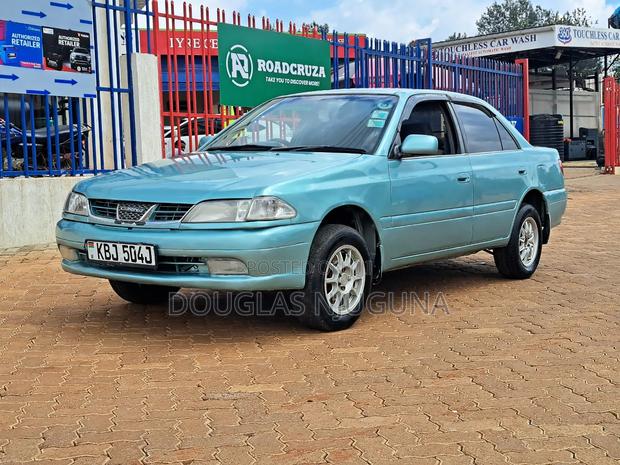 Toyota Carina 2001 Green