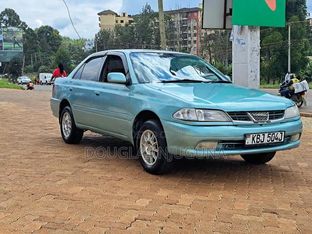 Toyota Carina 2001 Green