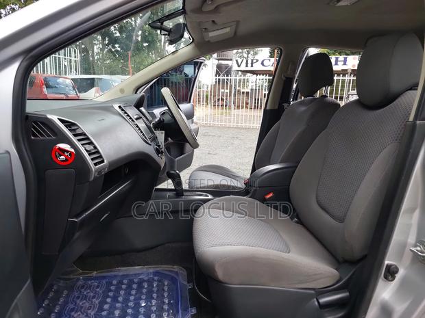 Nissan Wingroad 2014 Silver