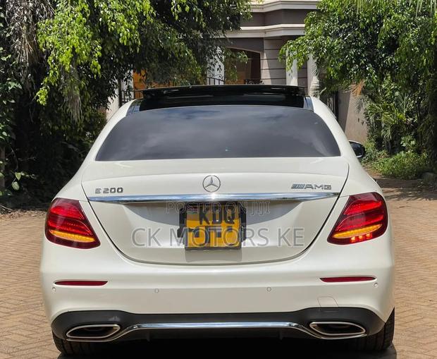 Mercedes-Benz E200 2017 White