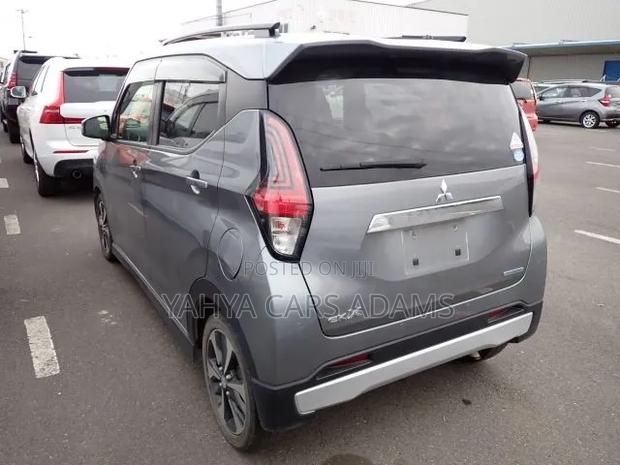 Mitsubishi EK Wagon 2020 Gray